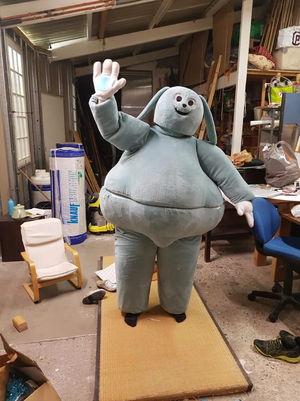 img creation comstume