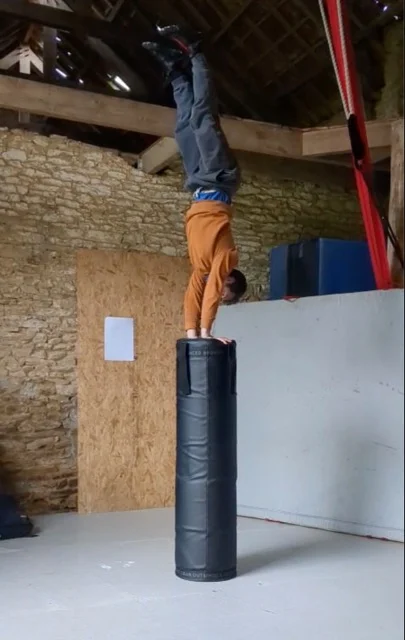 Jusqu'ici tout va bien - Compagnie de cirque contemporain