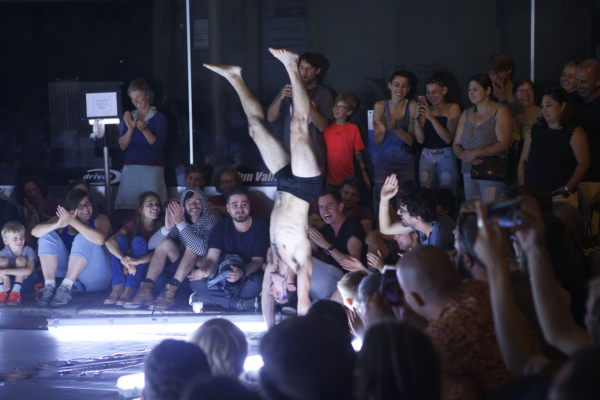 Spectacle in situ PATIENT - Actions culturelles cirque hôpital